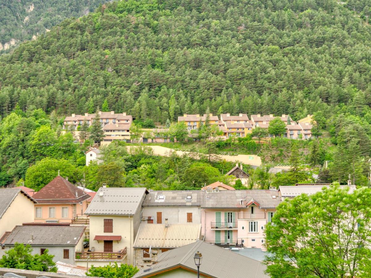 Vacanceole - Residence Les Gorges Rouges Guillaumes Exterior photo