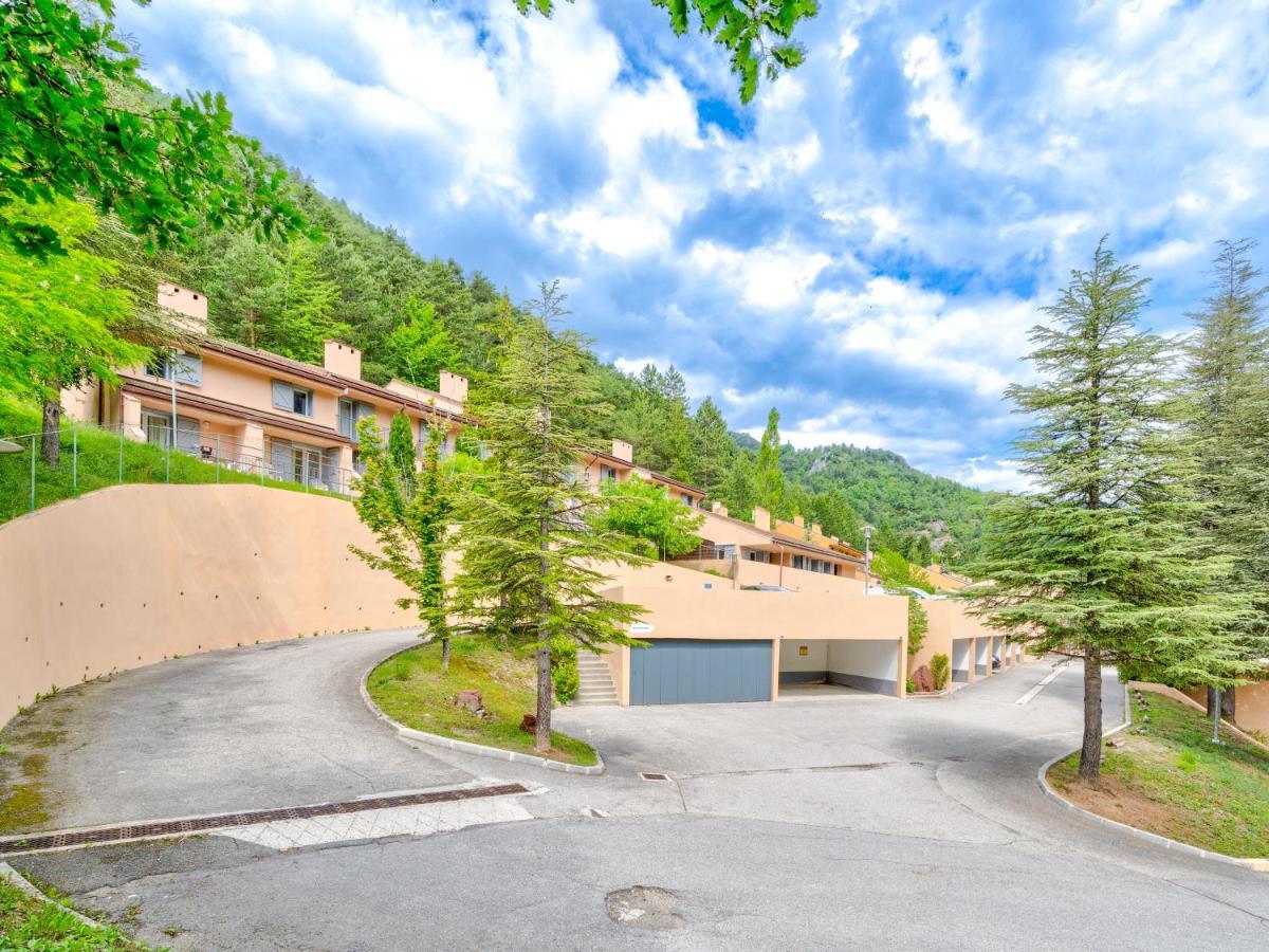 Vacanceole - Residence Les Gorges Rouges Guillaumes Exterior photo