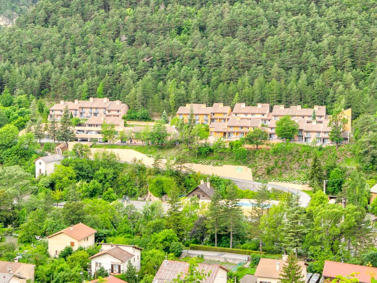 Vacanceole - Residence Les Gorges Rouges Guillaumes Exterior photo